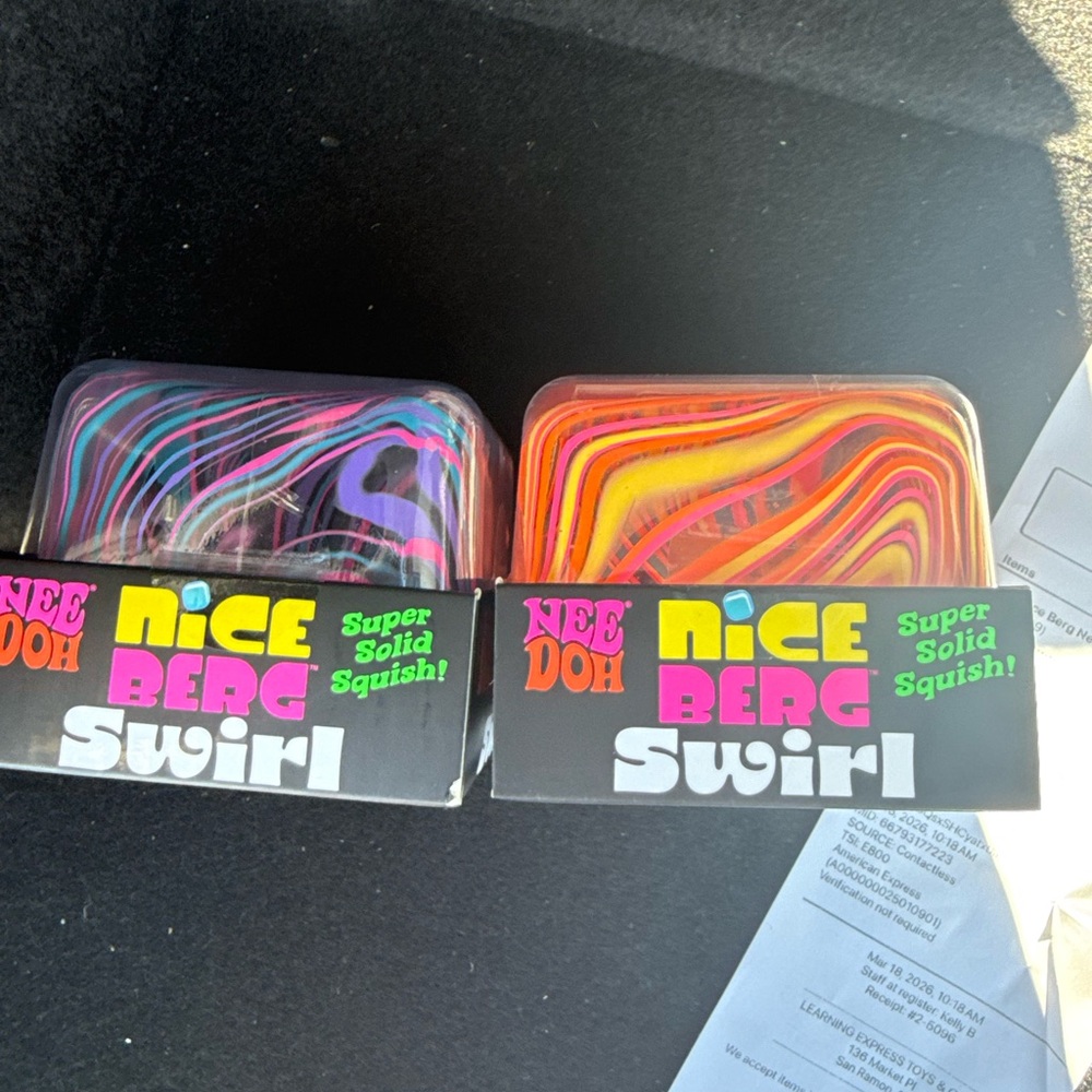 Nice Berg Swirl Action Figure Set - Multicolor